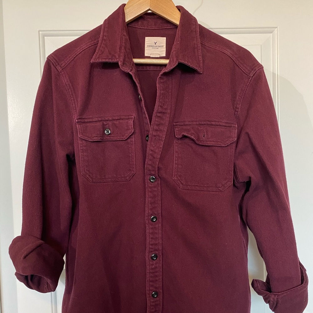 American Eagle Button Up Large